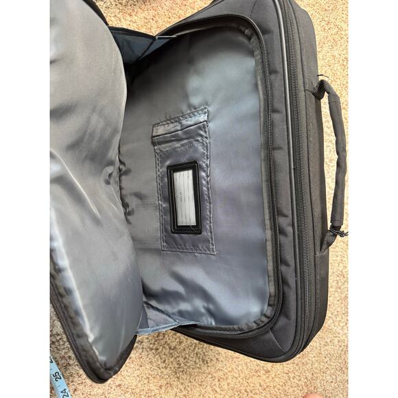 SWISSGEAR JASPER Messenger Laptop bag,  Lots of pockets! NWT! - Picture 15 of 15